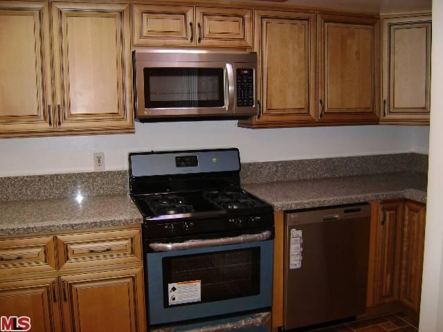 1717 Scott Rd #7, Burbank, CA 91504 photo 19