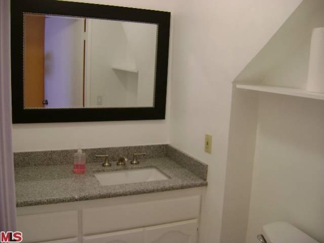 1717 Scott Rd #7, Burbank, CA 91504 photo 14