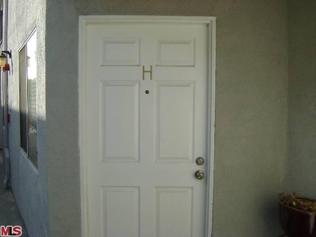 1717 Scott Rd #7, Burbank, CA 91504 photo 8