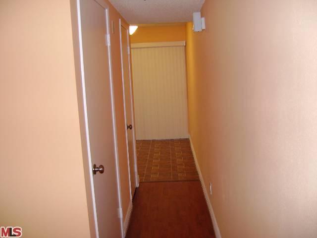 1717 Scott Rd #7, Burbank, CA 91504 photo 13