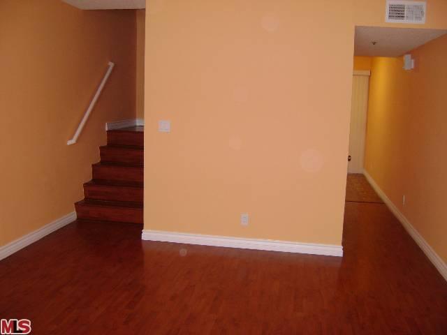 1717 Scott Rd #7, Burbank, CA 91504 photo 9