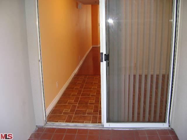 1717 Scott Rd #7, Burbank, CA 91504 photo 6