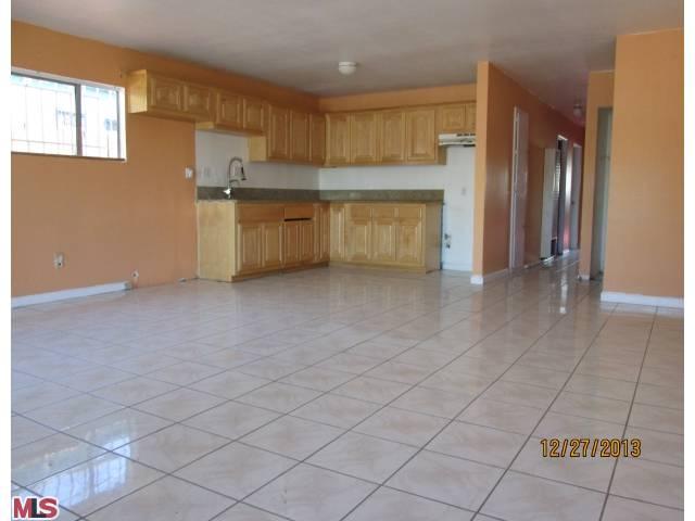 2610 E 129th St, Compton, CA 90222 photo 3