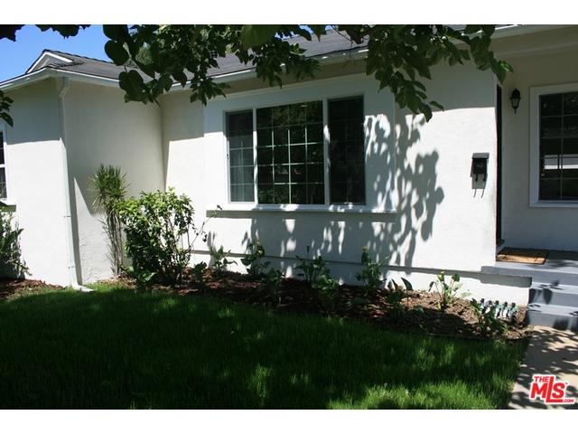 6430 Hesperia Ave, Reseda, CA 91335 photo 2