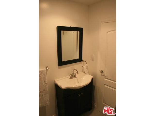 6430 Hesperia Ave, Reseda, CA 91335 photo 20
