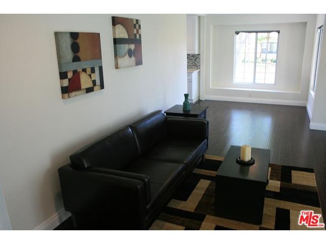 6430 Hesperia Ave, Reseda, CA 91335 photo 5