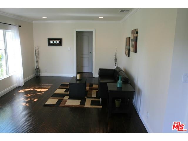 6430 Hesperia Ave, Reseda, CA 91335 photo 4