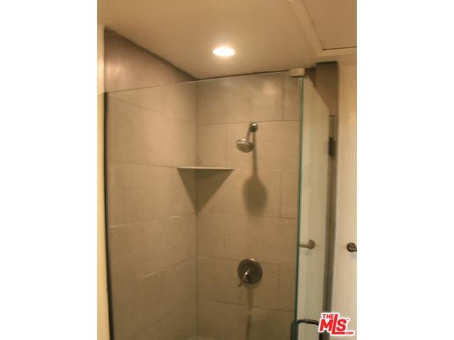 6430 Hesperia Ave, Reseda, CA 91335 photo 22
