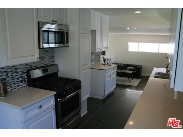 6430 Hesperia Ave, Reseda, CA 91335 photo 19