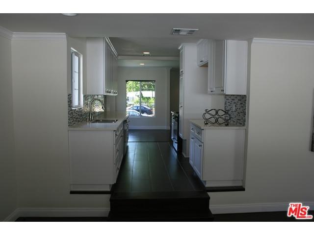 6430 Hesperia Ave, Reseda, CA 91335 photo 16