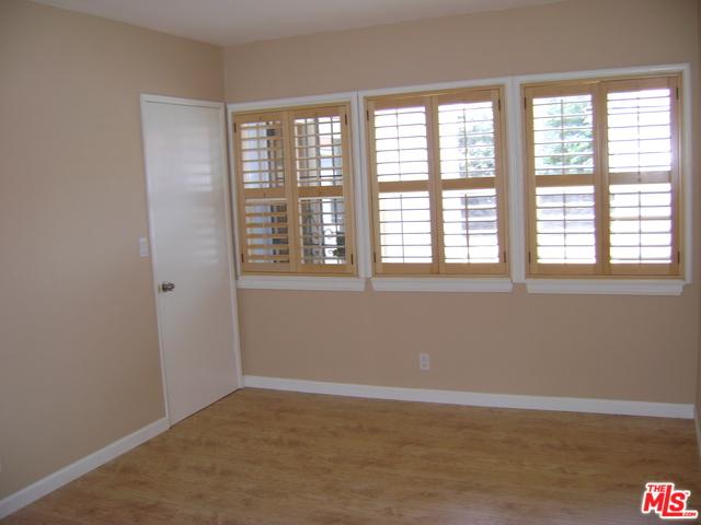 7514 Summitrose St, Tujunga, CA 91042 photo 8