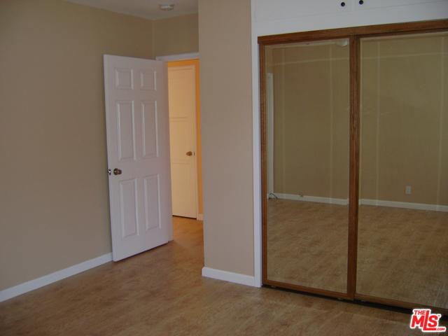 7514 Summitrose St, Tujunga, CA 91042 photo 24