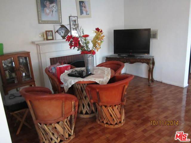 1401 S California Ave, Compton, CA 90221 photo 2