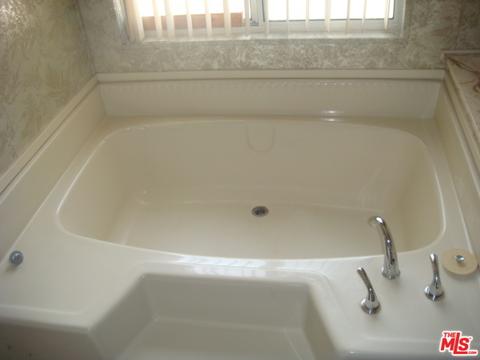 10132 Pawnee Cir, Cherry Valley, CA 92223 photo 14