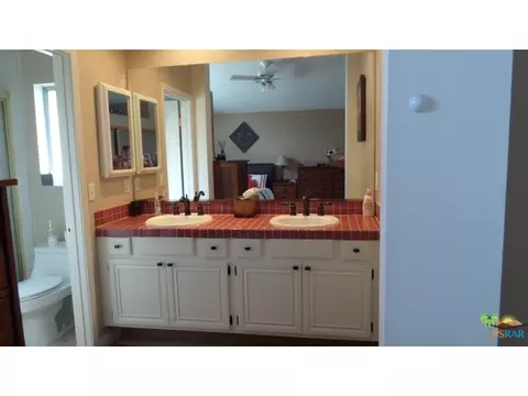 22714 Pear Ct, Santa Clarita, CA 91390 photo 11