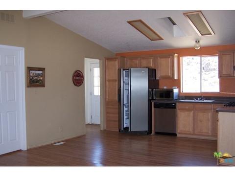 1621 Jemez Trl, Yucca Valley, CA 92284 photo 3