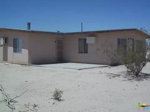 3919 Naborly Rd, Twentynine Palms, CA 92277 photo 2