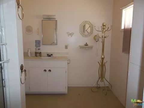 3919 Naborly Rd, Twentynine Palms, CA 92277 photo 25