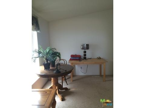 56161 Breezy Ln, Yucca Valley, CA 92284 photo 14