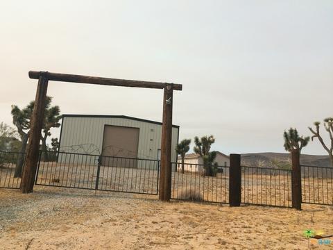 56161 Breezy Ln, Yucca Valley, CA 92284 photo 1
