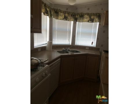56161 Breezy Ln, Yucca Valley, CA 92284 photo 24