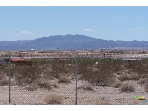 79120 Encanto Dr, Twentynine Palms, CA 92277 photo 25