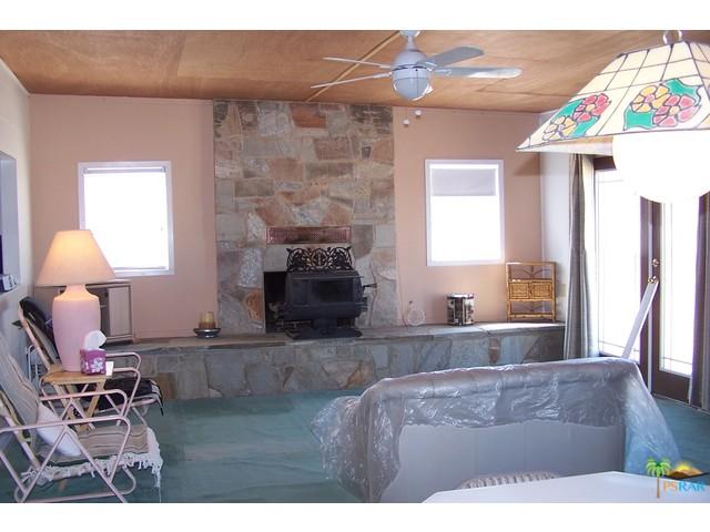 56625 Lilac Ln, Landers, CA 92285 photo 9