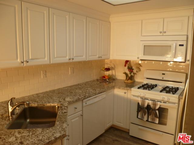 818 Paseo Tosamar, Camarillo, CA 93012 photo 4