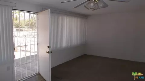 6877 Copper Mountain Rd, Twentynine Palms, CA 92277 photo 6