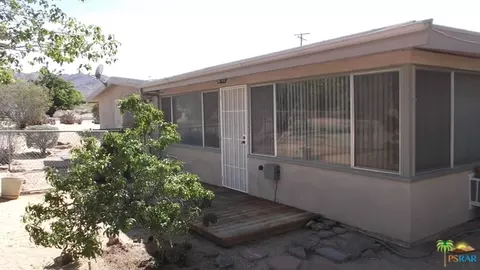 6877 Copper Mountain Rd, Twentynine Palms, CA 92277 photo 15