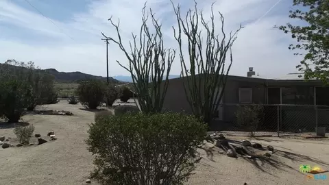 6877 Copper Mountain Rd, Twentynine Palms, CA 92277 photo 12