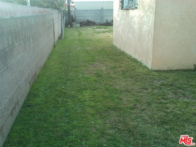 15233 S Mckinley Ave, Compton, CA 90220 photo 6