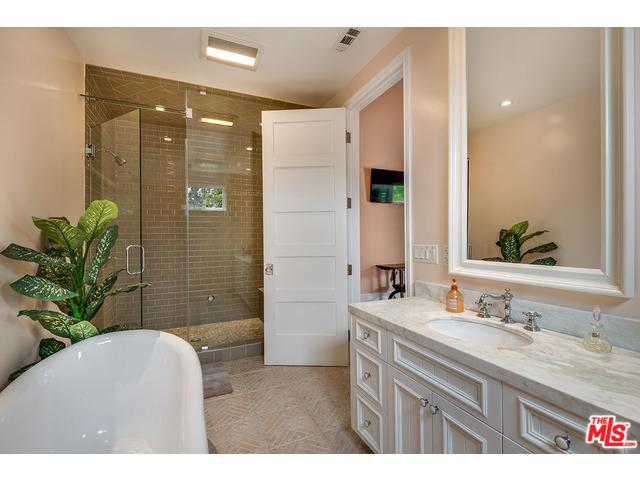 5452 Calhoun Ave, Sherman Oaks, CA 91401 photo 17