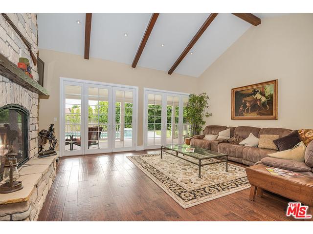 5452 Calhoun Ave, Sherman Oaks, CA 91401 photo 3