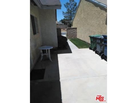 37154 29th St, Palmdale, CA 93550 photo 3