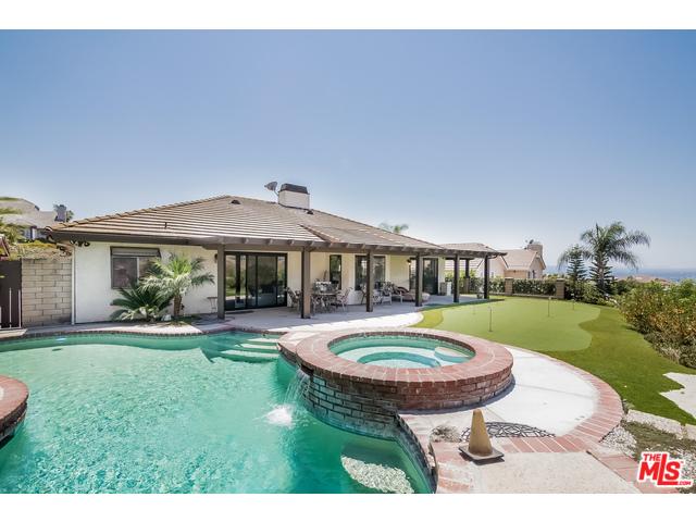 3423 Viewcrest Dr, Burbank, CA 91504 photo 37