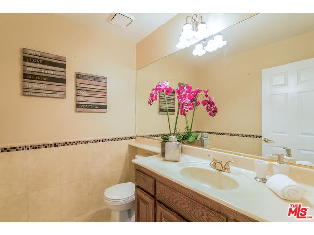 3423 Viewcrest Dr, Burbank, CA 91504 photo 33