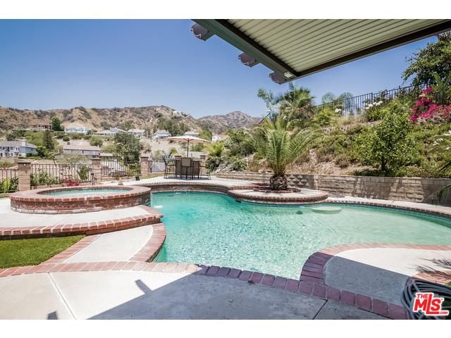 3423 Viewcrest Dr, Burbank, CA 91504 photo 39