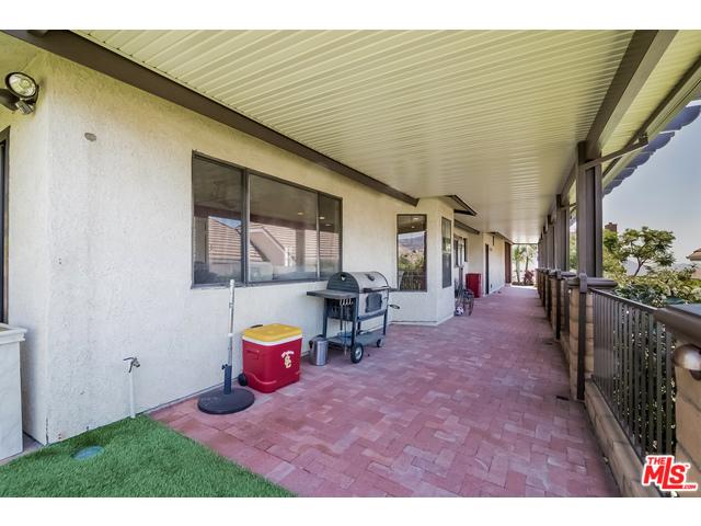 3423 Viewcrest Dr, Burbank, CA 91504 photo 35