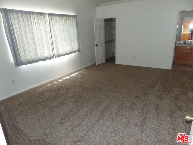11020 Hawthorne Ave, Hesperia, CA 92345 photo 5