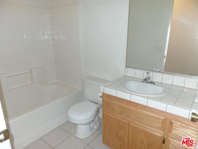 11020 Hawthorne Ave, Hesperia, CA 92345 photo 10