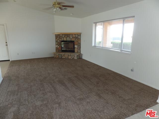 11020 Hawthorne Ave, Hesperia, CA 92345 photo 9