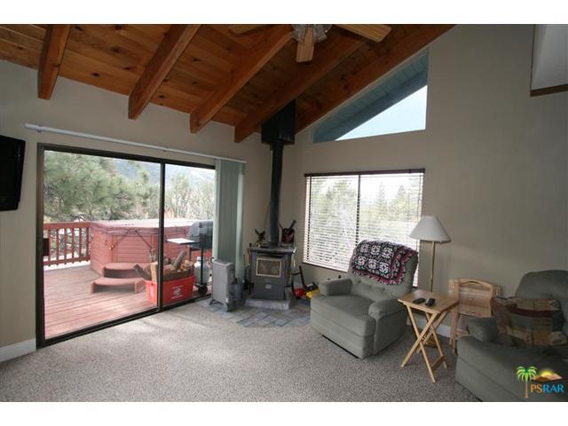 609 Lucerne Dr, Big Bear Lake, CA 92315 photo 3
