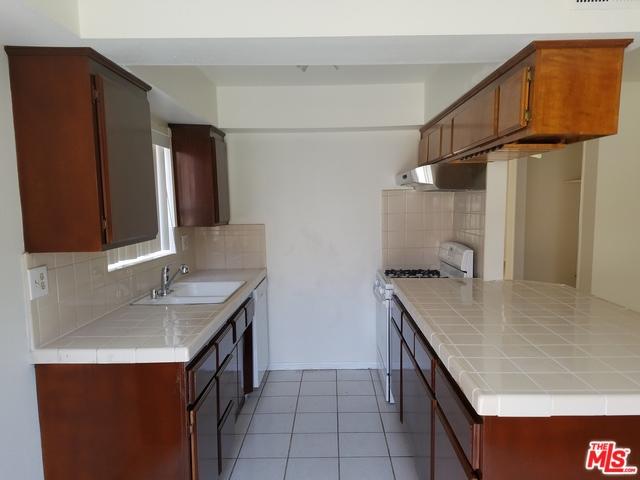 5513 Orange Ave, Long Beach, CA 90805 photo 4
