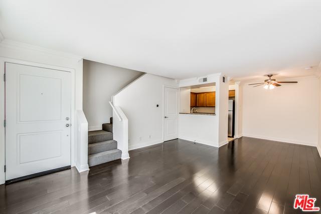 355 N Maple St #216, Burbank, CA 91505 photo 4