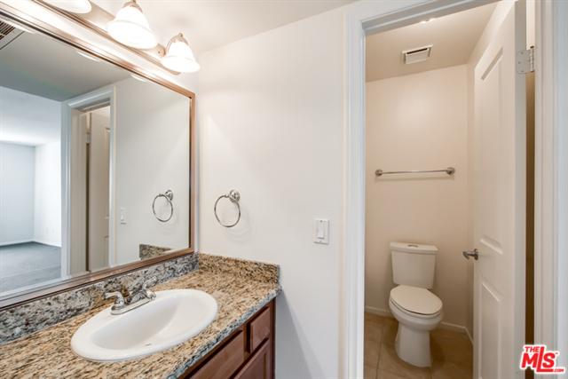 355 N Maple St #216, Burbank, CA 91505 photo 14