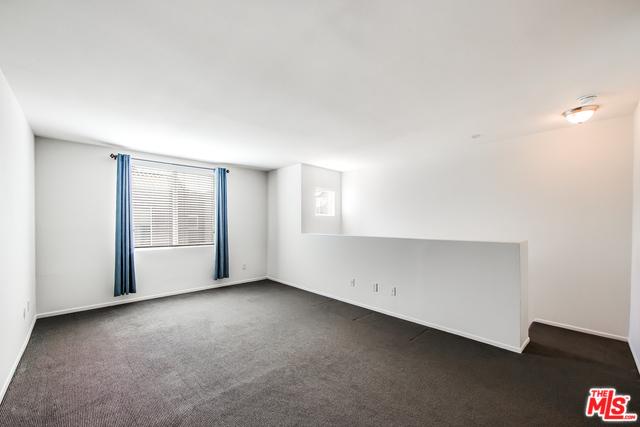 355 N Maple St #216, Burbank, CA 91505 photo 12