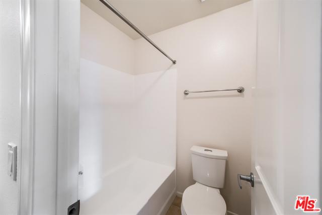 355 N Maple St #216, Burbank, CA 91505 photo 15