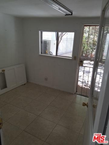 7328 Valaho Dr, Tujunga, CA 91042 photo 3