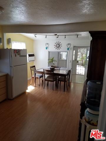 7328 Valaho Dr, Tujunga, CA 91042 photo 2